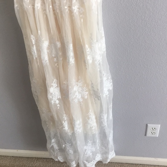 (Last 1 not restocking) Elegant floor length dress - Picture 8 of 10